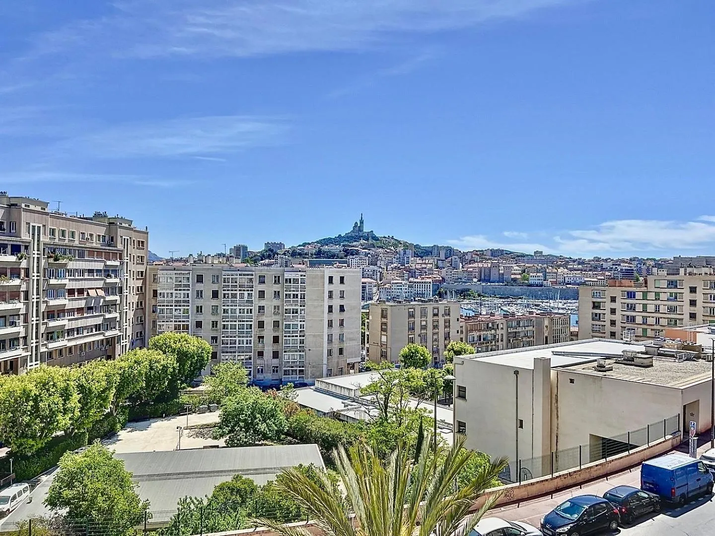Appartement Avec Balcon - Hyper Central & Lumineux - Les Freres De La Loc' Marseille 0*,  France