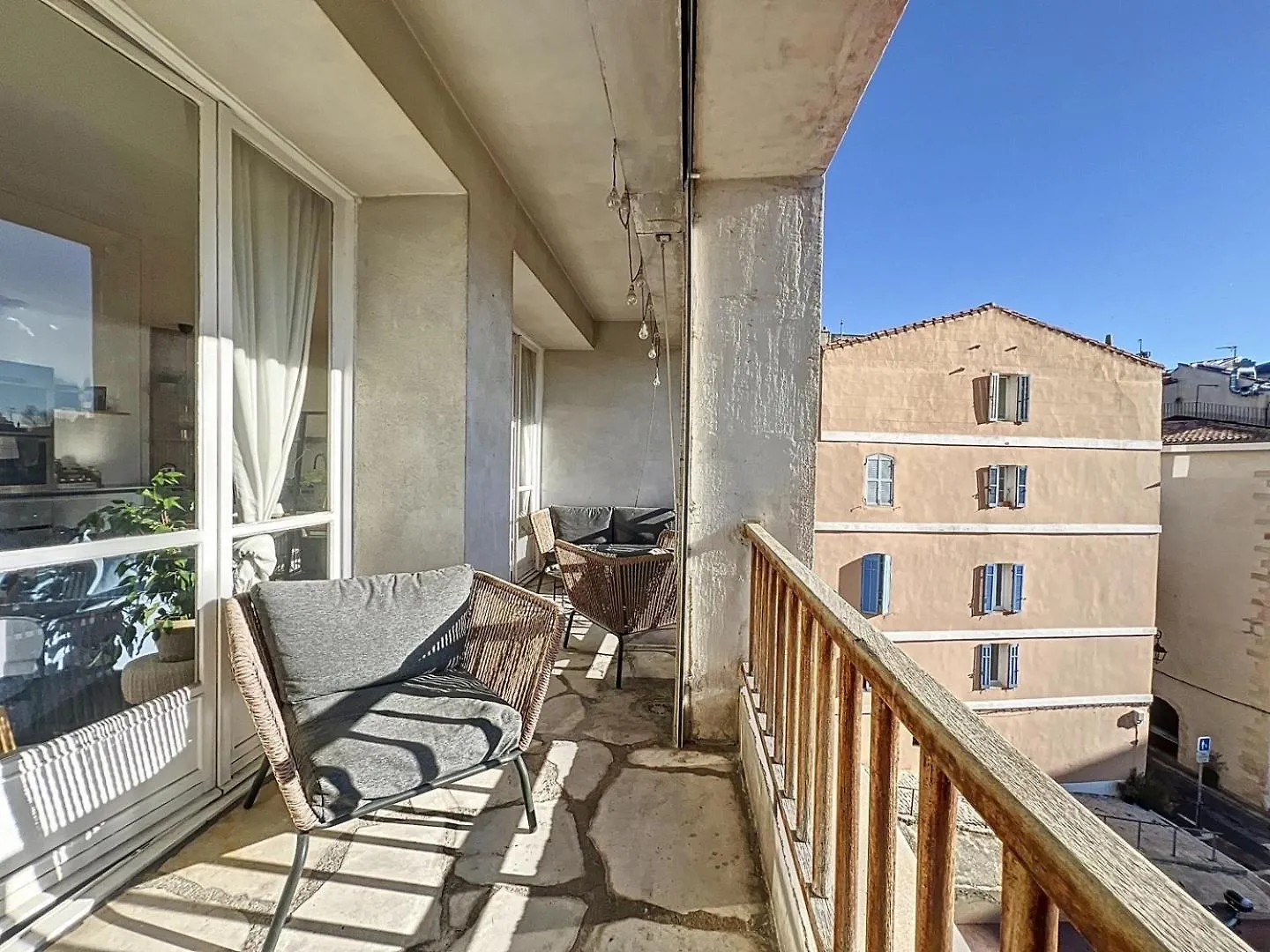 Appartement Avec Balcon - Hyper Central & Lumineux - Les Freres De La Loc' Marseille