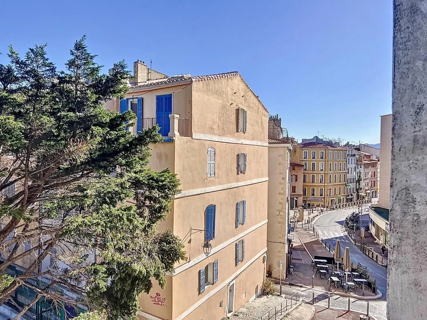 Appartement Avec Balcon - Hyper Central & Lumineux - Les Freres De La Loc' Marseille 0*,  France