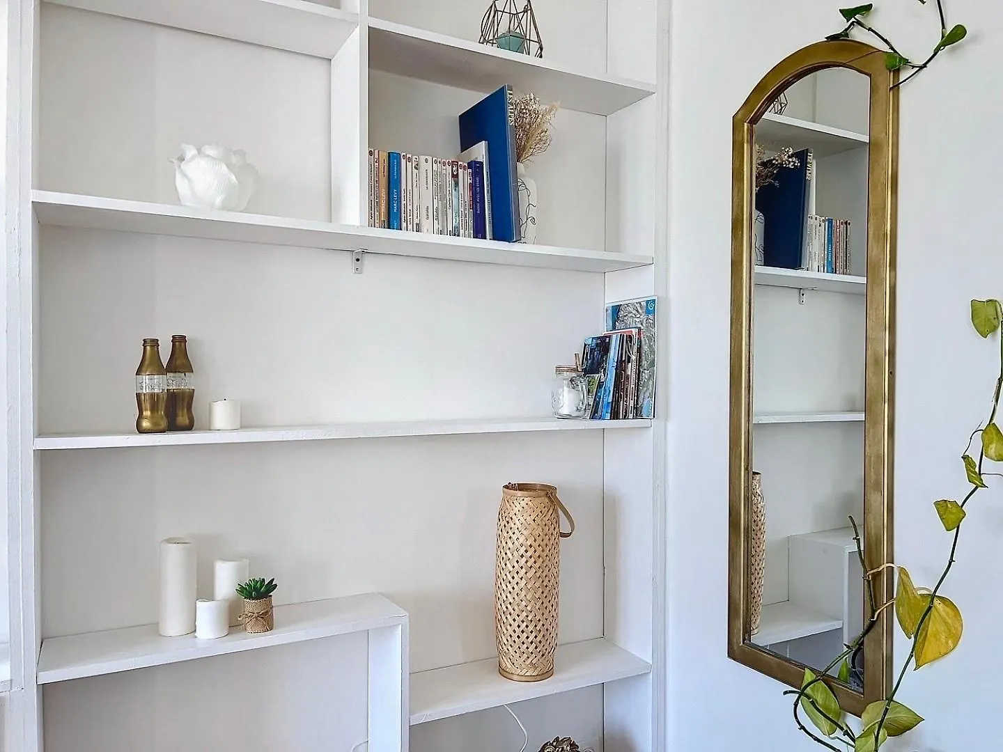Appartement Avec Balcon - Hyper Central & Lumineux - Les Freres De La Loc' Marseille 0*,  France