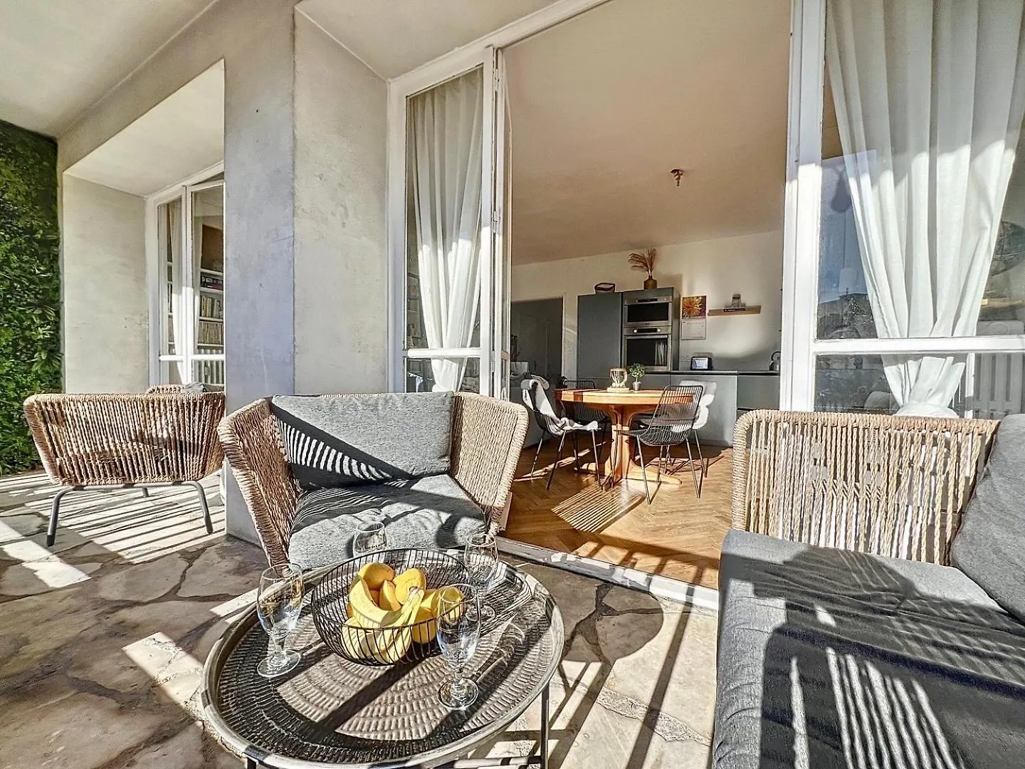Appartement Avec Balcon - Hyper Central & Lumineux - Les Freres De La Loc' Marseille France